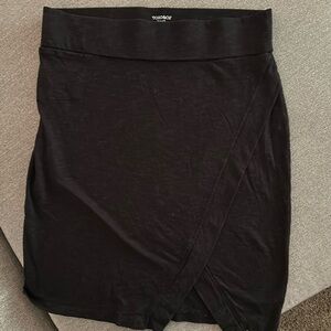 Toad & Co small black skirt